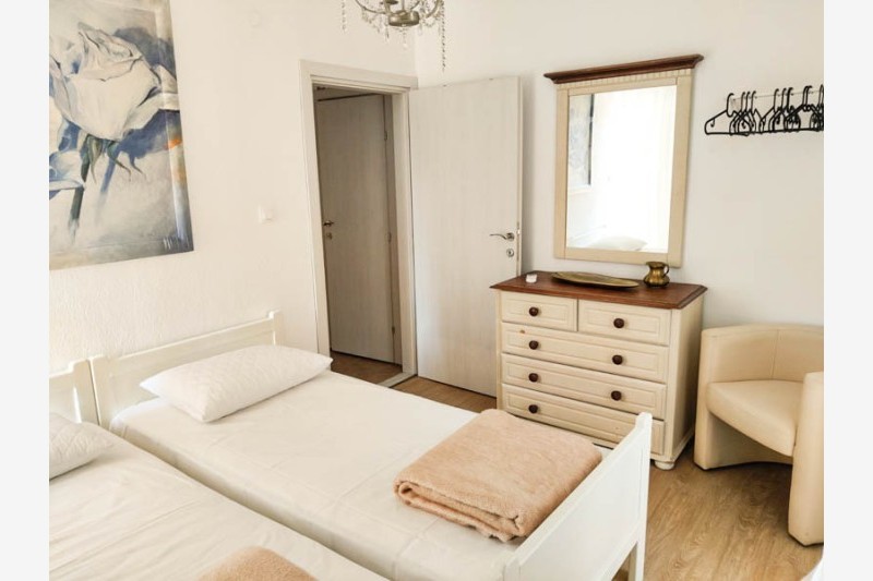 Vila Hrisa-Hellena travel (2)