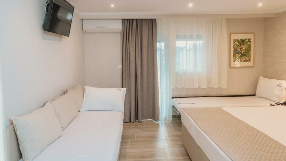 Vila Hrisa-Hellena travel (2)