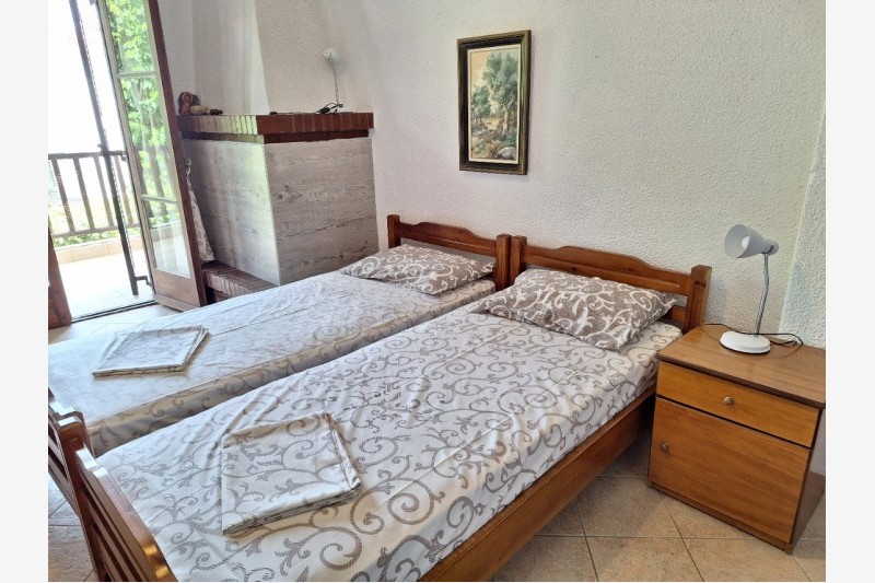 Vila Hrisa-Hellena travel (2)