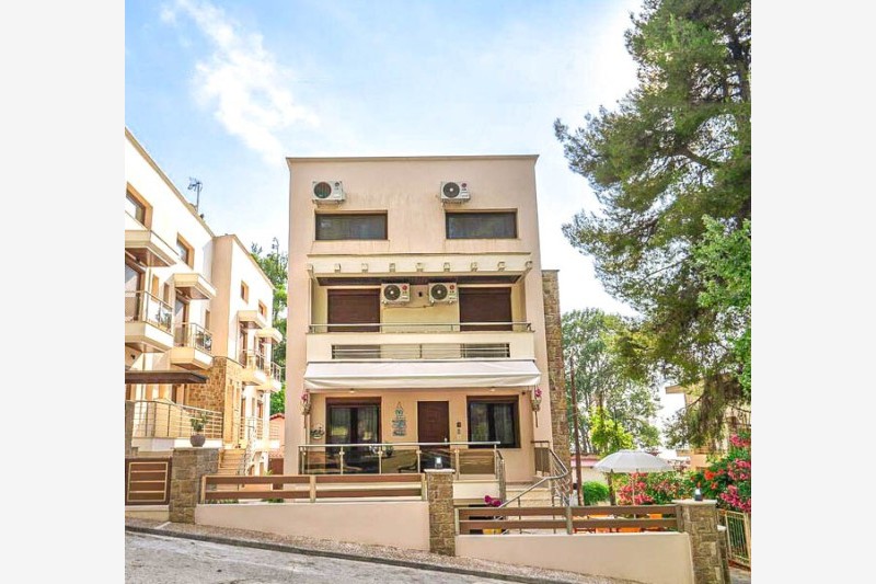 Vila Hrisa-Hellena travel (1)