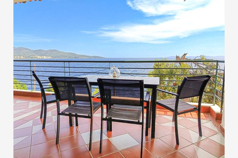 Vila Hrisa-Hellena travel (1)