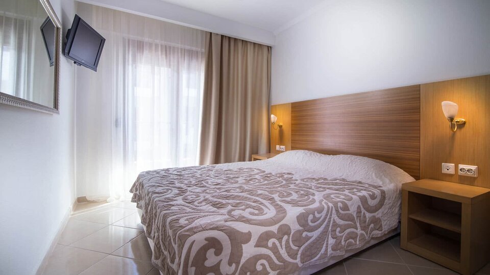 Vila Hrisa-Hellena travel (2)
